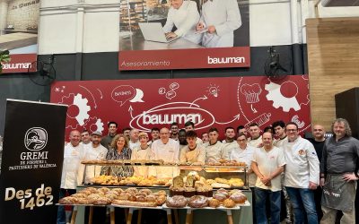 Estudiantes franceses de panadería se forman en la elaboración de productos típicos valencianos