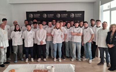 Estudiantes franceses se forman en panadería y pastelería tradicional valenciana
